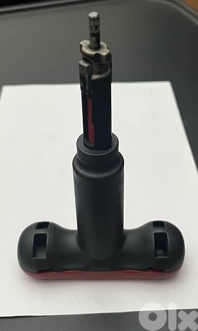 Audi A4 S4, B6, B7 cabriolet rooftop key tool emergency