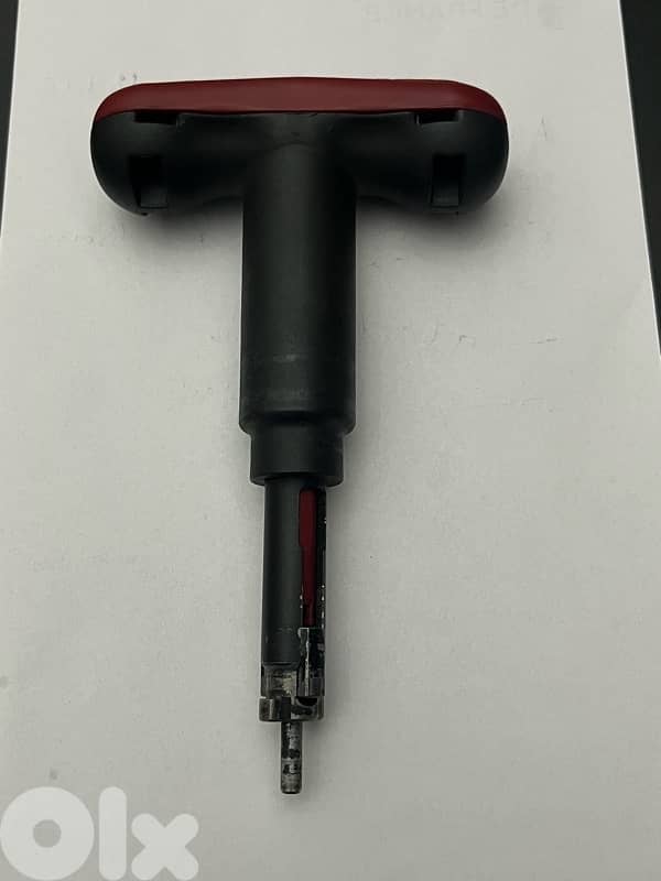 Audi A4 S4, B6, B7 cabriolet rooftop key tool emergency 1