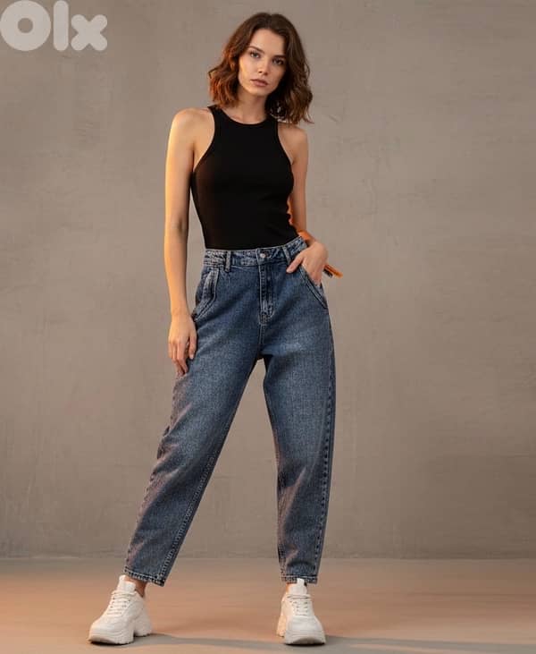 new Jeans in tag-baggy style 1