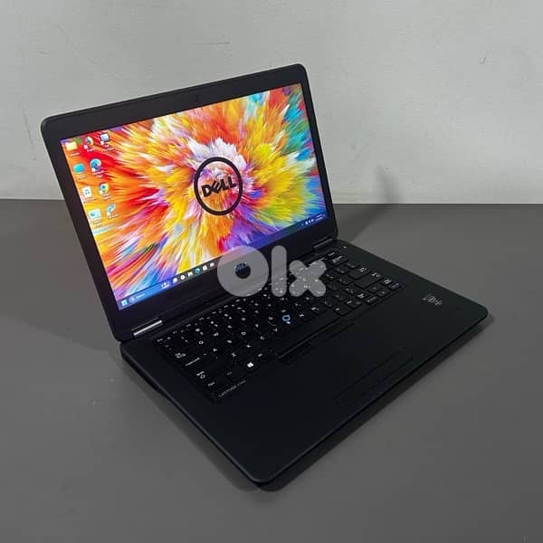 Laptop Dell 14 inch • Intel Core i5 • SSD 256gb • Ram 8Gb 2