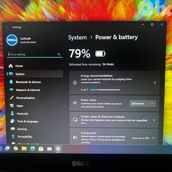 Laptop Dell 14 inch • Intel Core i5 • SSD 256gb • Ram 8Gb 7