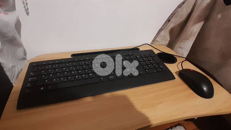 عرض مميز – كيبورد Lenovo + ماوس 1
