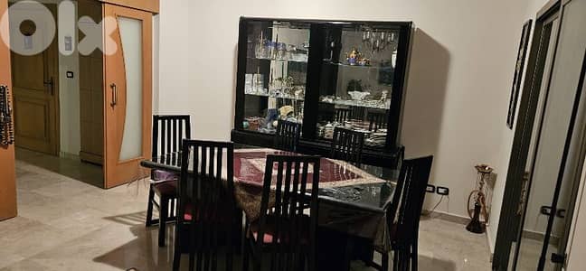 Elegant black dinning room