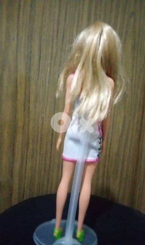 Barbie Mattel2015 as new doll wearing Millie face unflex legs style=17 5