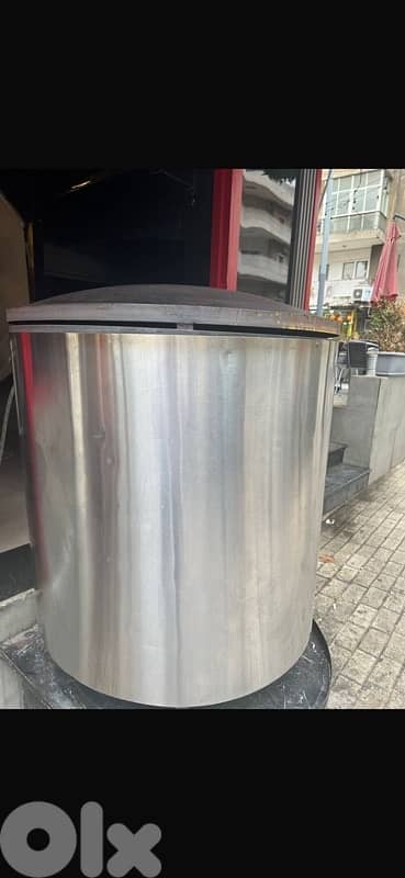 صاج 85 سنتي شبه جديد 3عيون غاز