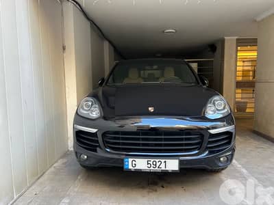 Porsche Cayenne S 2015 - No Accidents - German 110,000 Km
