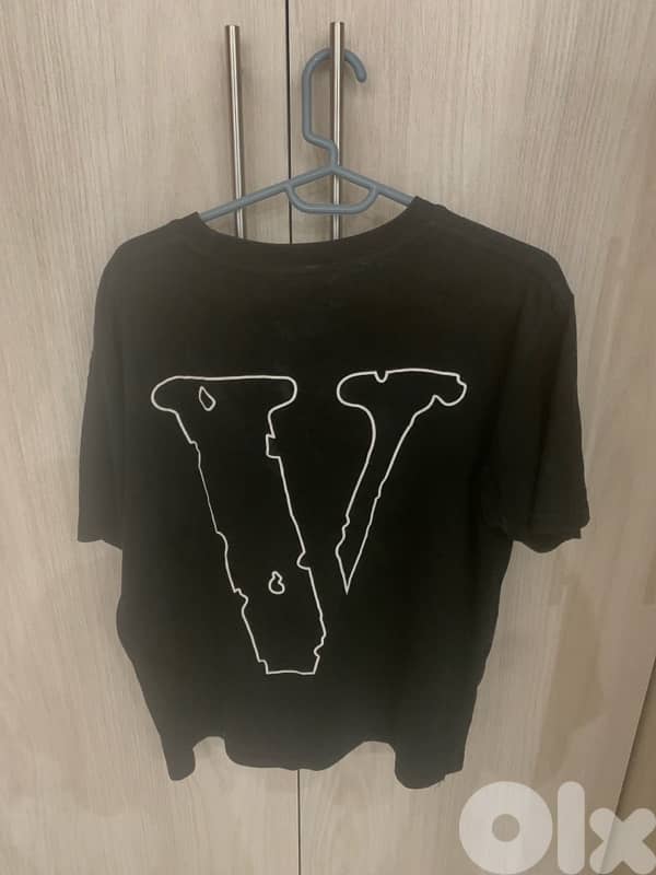 VLone T-Shirt (Size: Small) 1