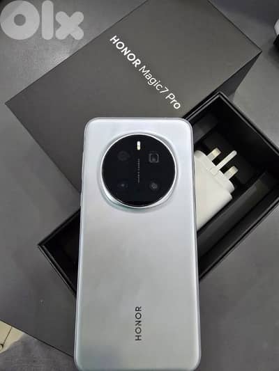 Honor Magic 7 Pro ( 512 Gb / 12 Ram ) Used Like New
