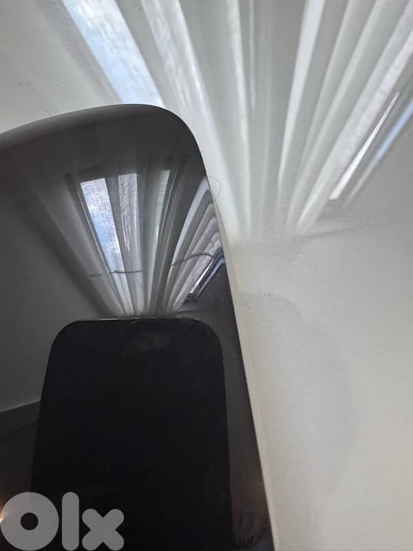 Apple Magic Mouse 2 – Black (Used, Excellent Working Condition) 3