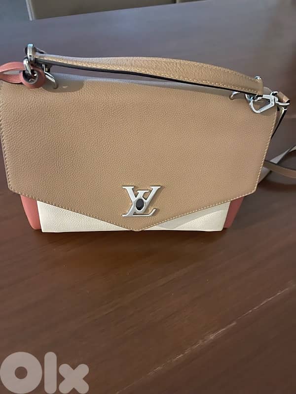 authentic Louis Vuitton 1