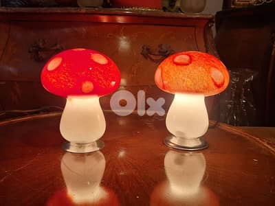 pair of murano mushroom shaped italian lamps