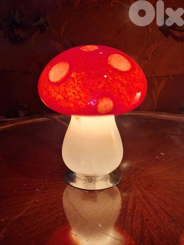 pair of murano mushroom shaped italian lamps 3