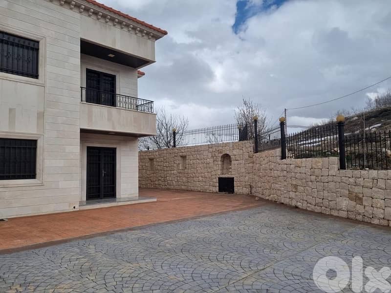 For sale – Bazoun- Bcharre Building style villa - RF 1