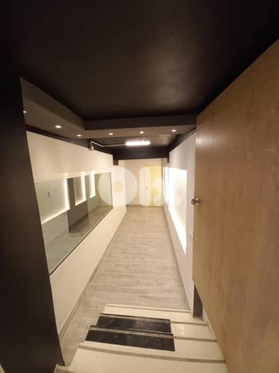 مستودع للايجار في الاشرفية/سيوفي Depot for rent in Achrafieh/Sioufi