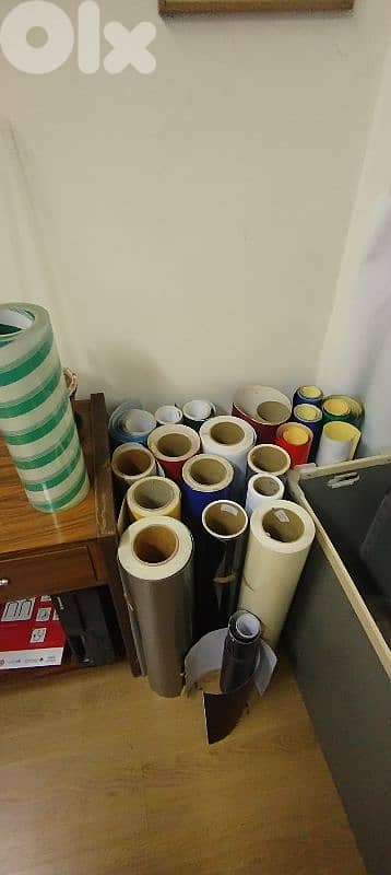 Plotter rolland for vinyl cutting + equipment 1