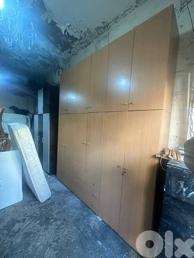 خزانة ست درف طابقين 250 سم توصاية كتير نظيفة