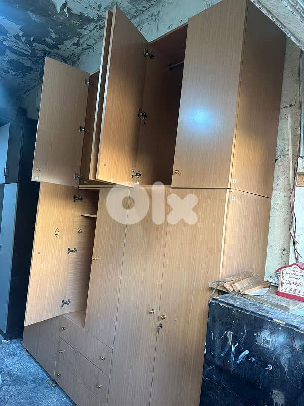 خزانة ست درف طابقين جامبو 250 سم ارتفاع 3 امتار شبه جديدة 5