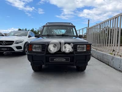 Land Rover Discovery 1995 ( 74,000 KM )