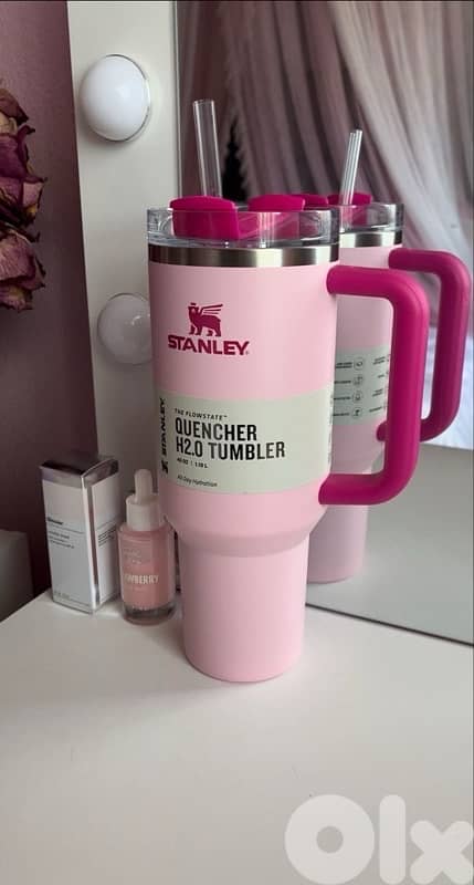 brand new original stanley XL now for sale 25$ whatsapp 71808275 1