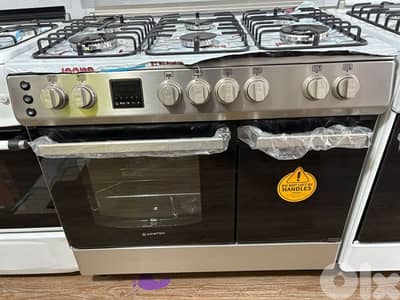 Gas Cooker ARISTON 90cm Convection فرن غاز أريستون الأصلي مع مروحة