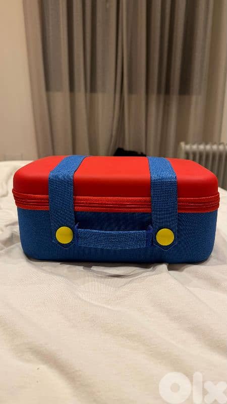 Nintendo Switch OLED + 2 Games + Box + Cases – Excellent Condition 12