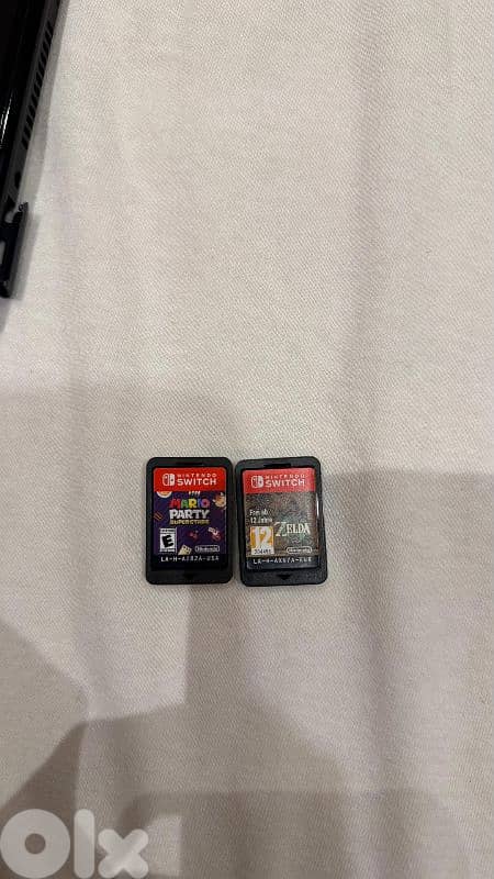 Nintendo Switch OLED + 2 Games + Box + Cases – Excellent Condition 14