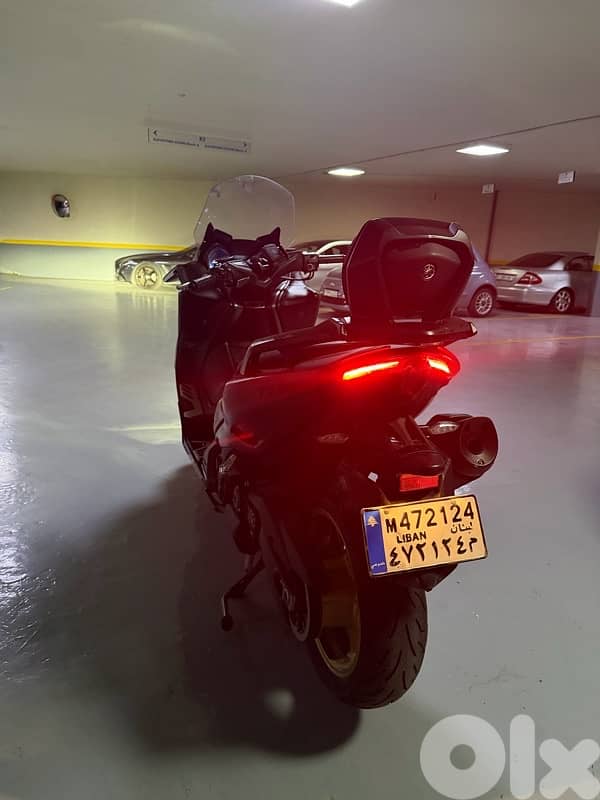 Yamaha TMAX 2021 Tech Max Very clean and well maintained 7