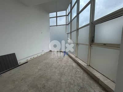 SPACIOUS OFFICE FOR RENT IN ACHRAFIEH PRIME (ACRAS-1043)