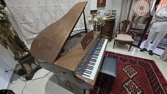 Digital Baby Grand Piano Brown colour like new