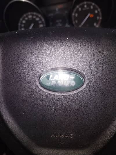 لاند روفر ديسكفري 2018