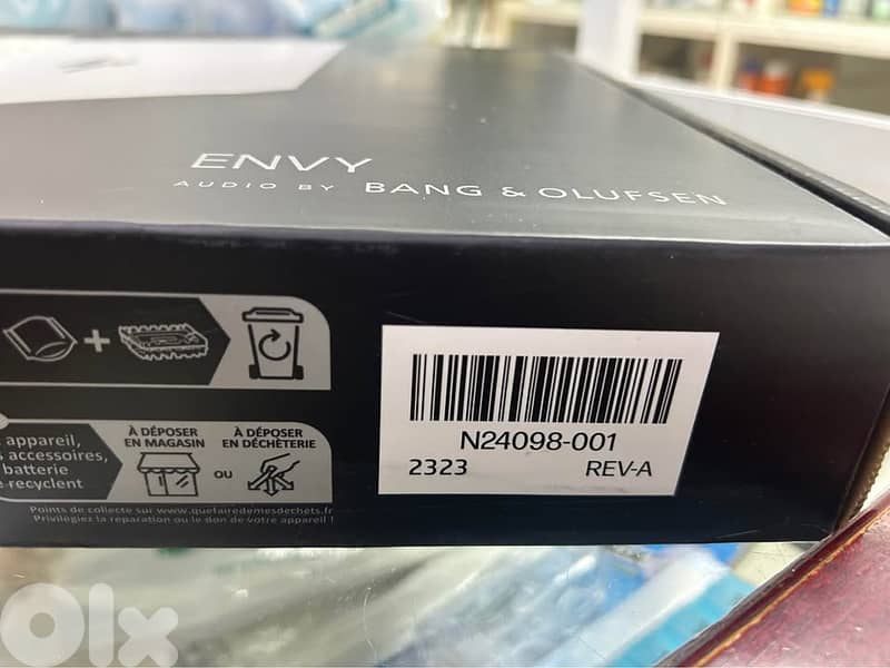 HP ENVY 15 x360 / Core i7 - 13th Gen / Still New in Box 3