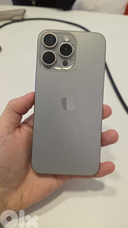 Iphone 15 Pro max 1 Terra 4