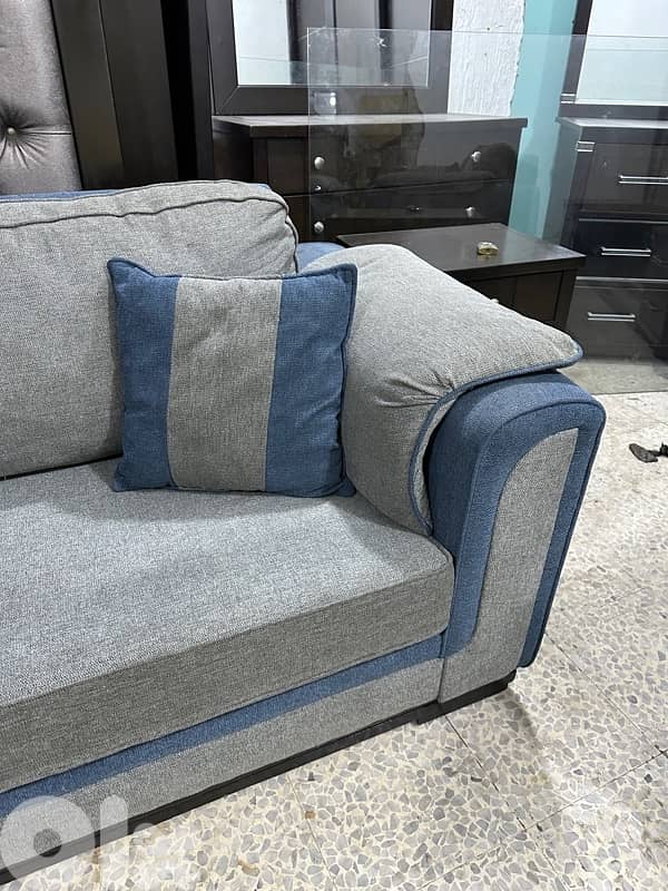 Full living room like new 3