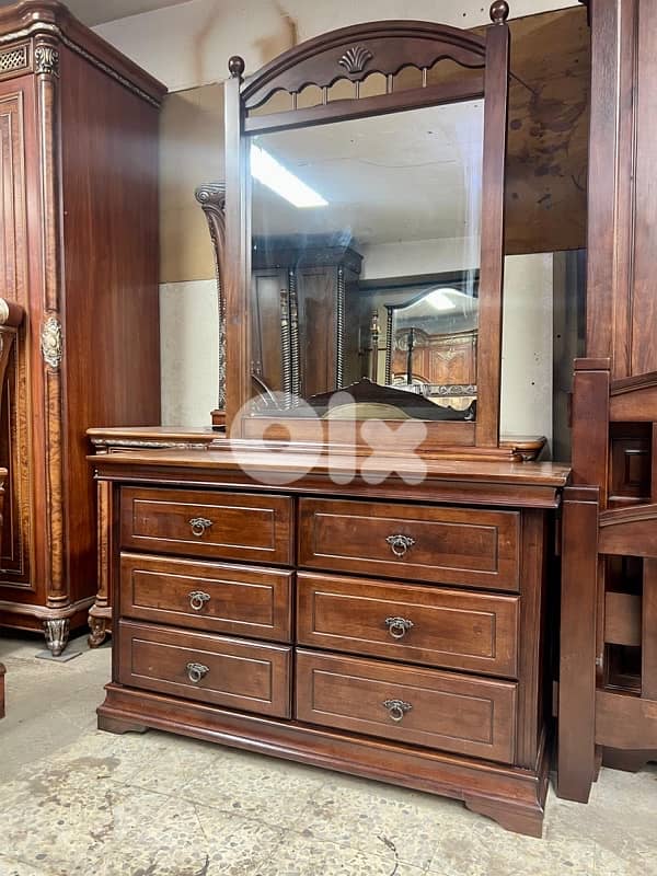 ‏غرفة نوم رائعة تختين بعدها شبه جديد كلا خشب زان مستوردة 2