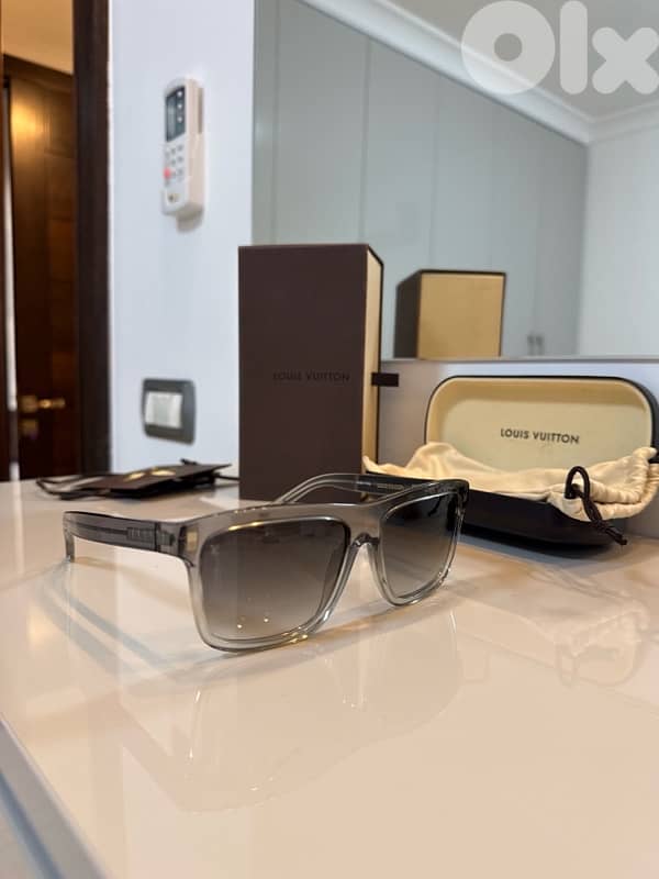 Louis Vuitton Exaltation 1