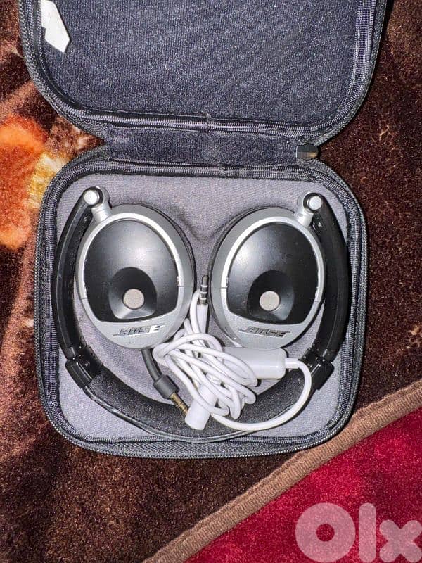 Bose headphones 1