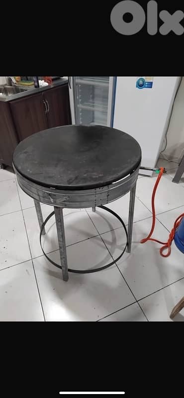 صاج مع قاعدة