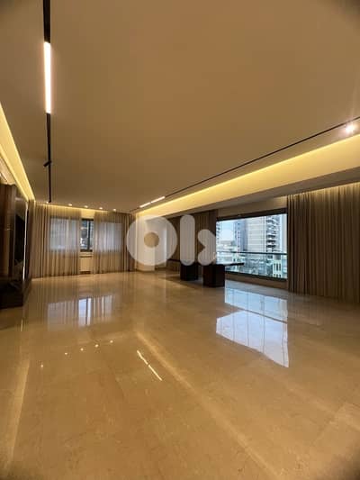 Apartment for Rent in Achrafieh شقة للإيجار في الاشرفية