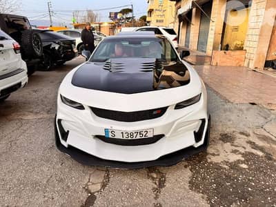 Chevrolet Camaro 2010 SS V8 LOOK ZL1