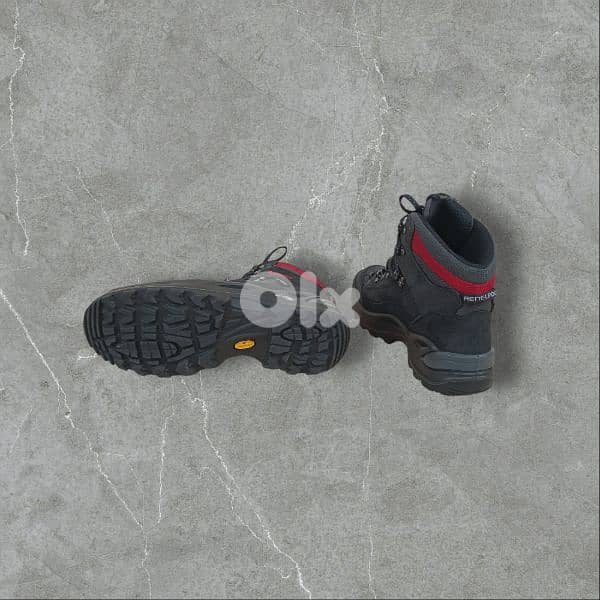 lowa mountain boots 1