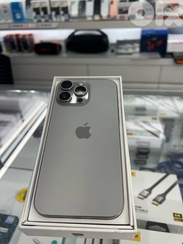 iphone 16 pro max 512G like new 1