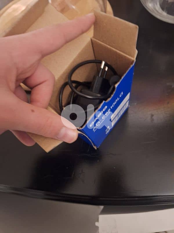 Original Casio Digital keyboard, barely used, brand new! 6