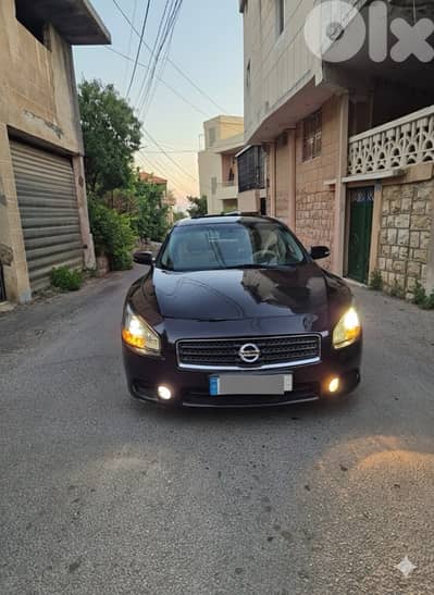 Nissan Maxima 2011