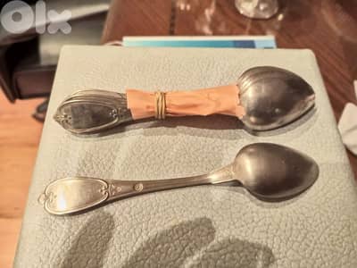 ٧ ملاعق  صغار  plated silver
