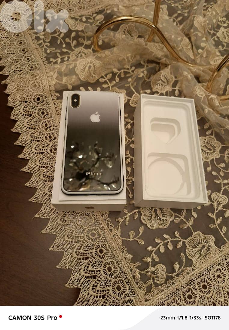 Iphone sxmax 64GB gold 5