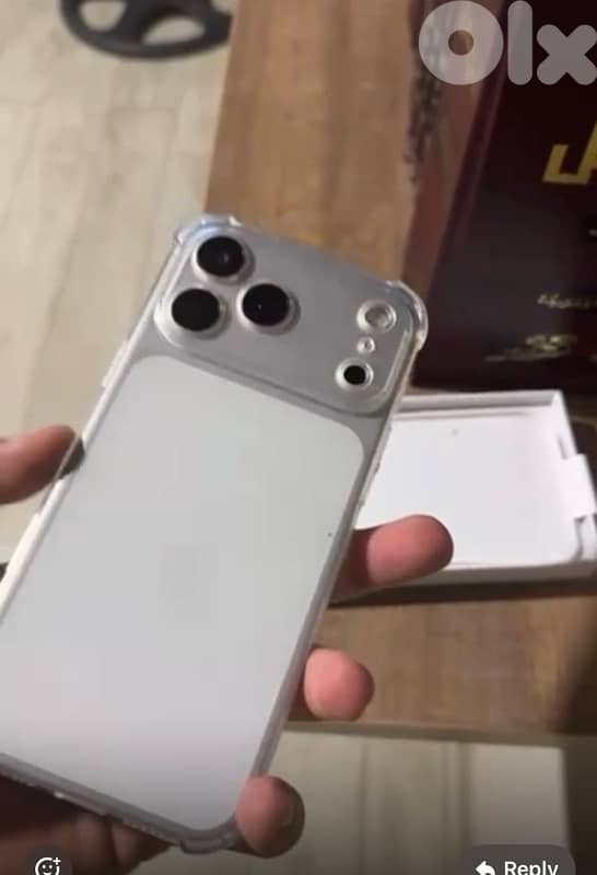 iphone 17 pro max (made in taiwan,android system) 3