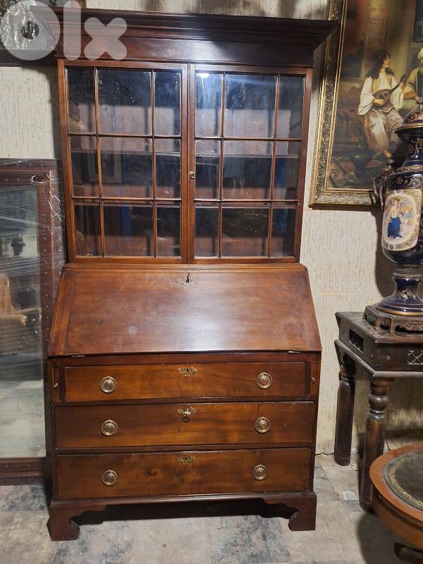 فيترين ريجنسي إنجليزية مميزة انتيك قديم خشب جوز 1