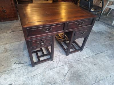 مكتب فرنسي انتيك خشب جوز مسيف صافي مميز خارق النظافة