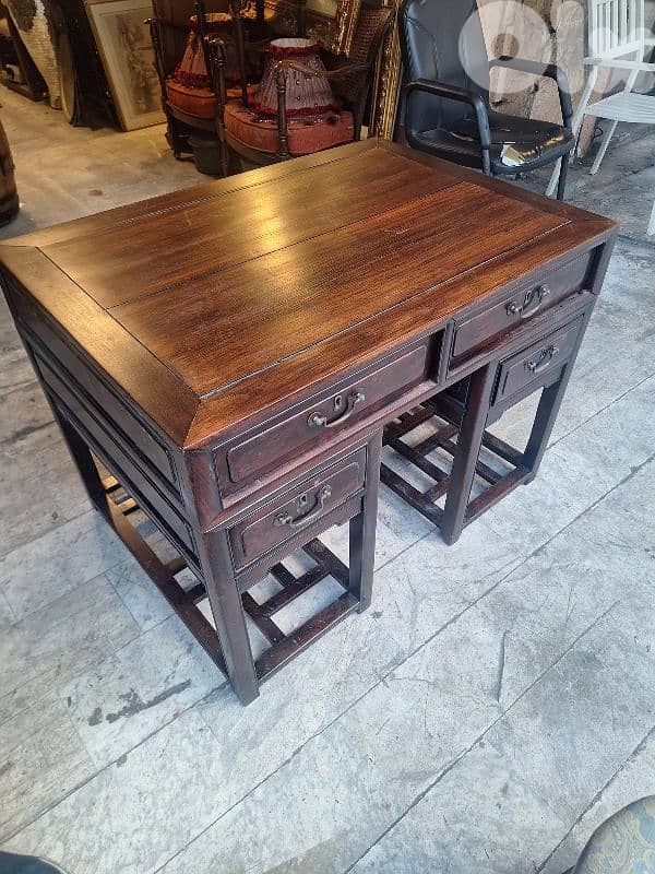 مكتب فرنسي انتيك خشب جوز مسيف صافي مميز خارق النظافة 1