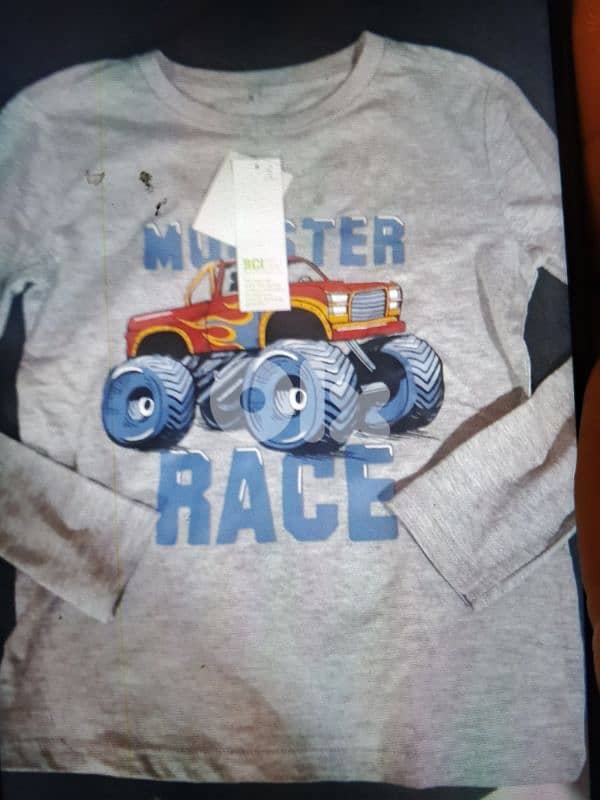 ثياب ولادي مستوردة 17